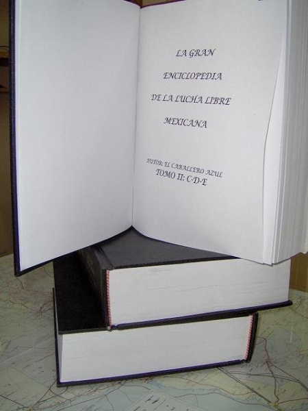 File:Enciclopediacloseup.JPG